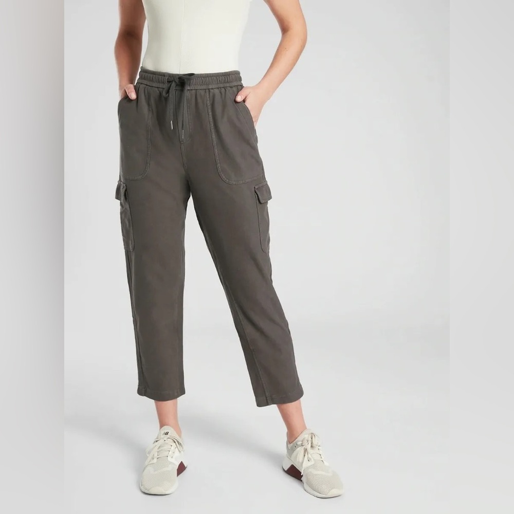 Athleta Farallon Cargo Crop Pant